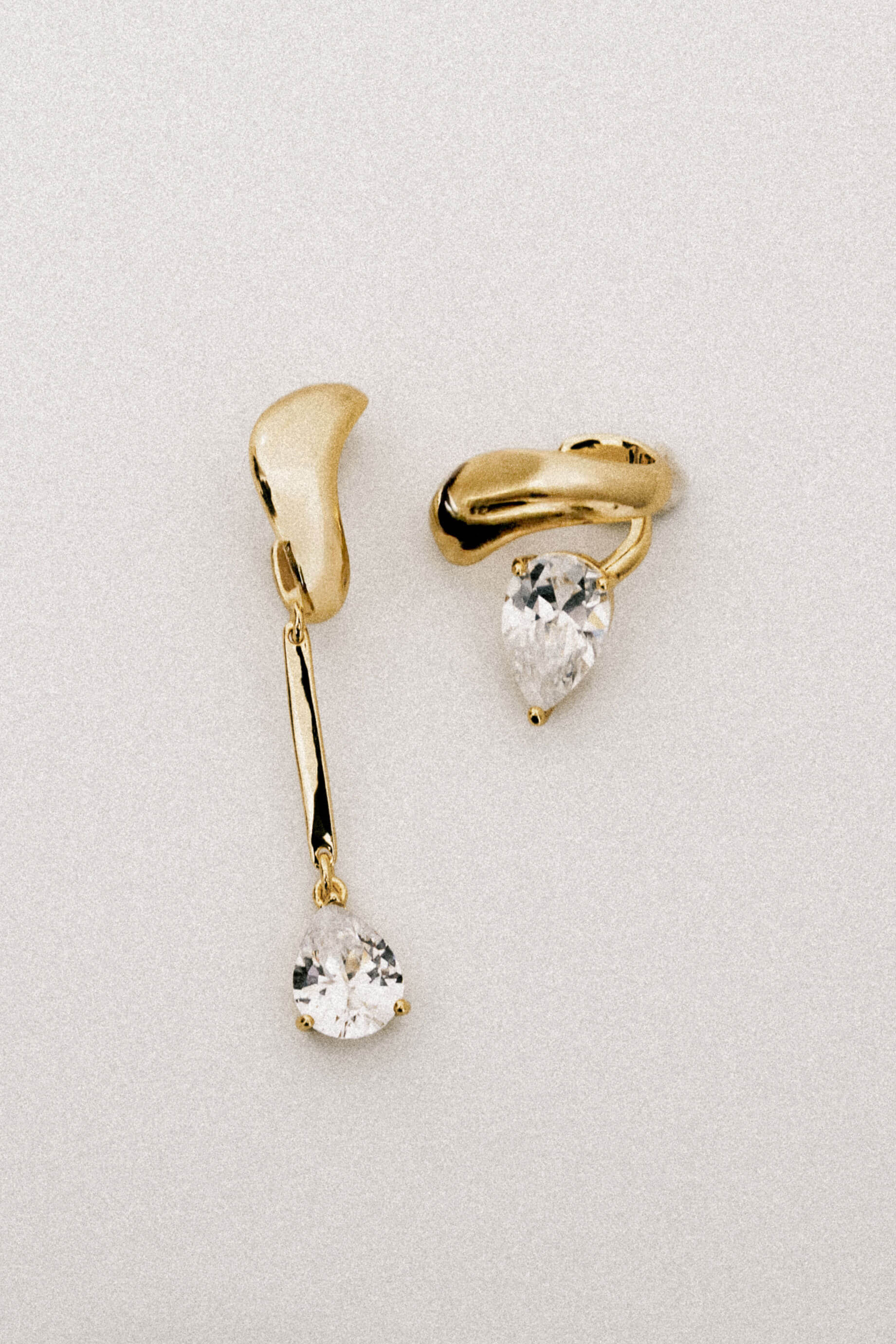 Pia Ear Cuff