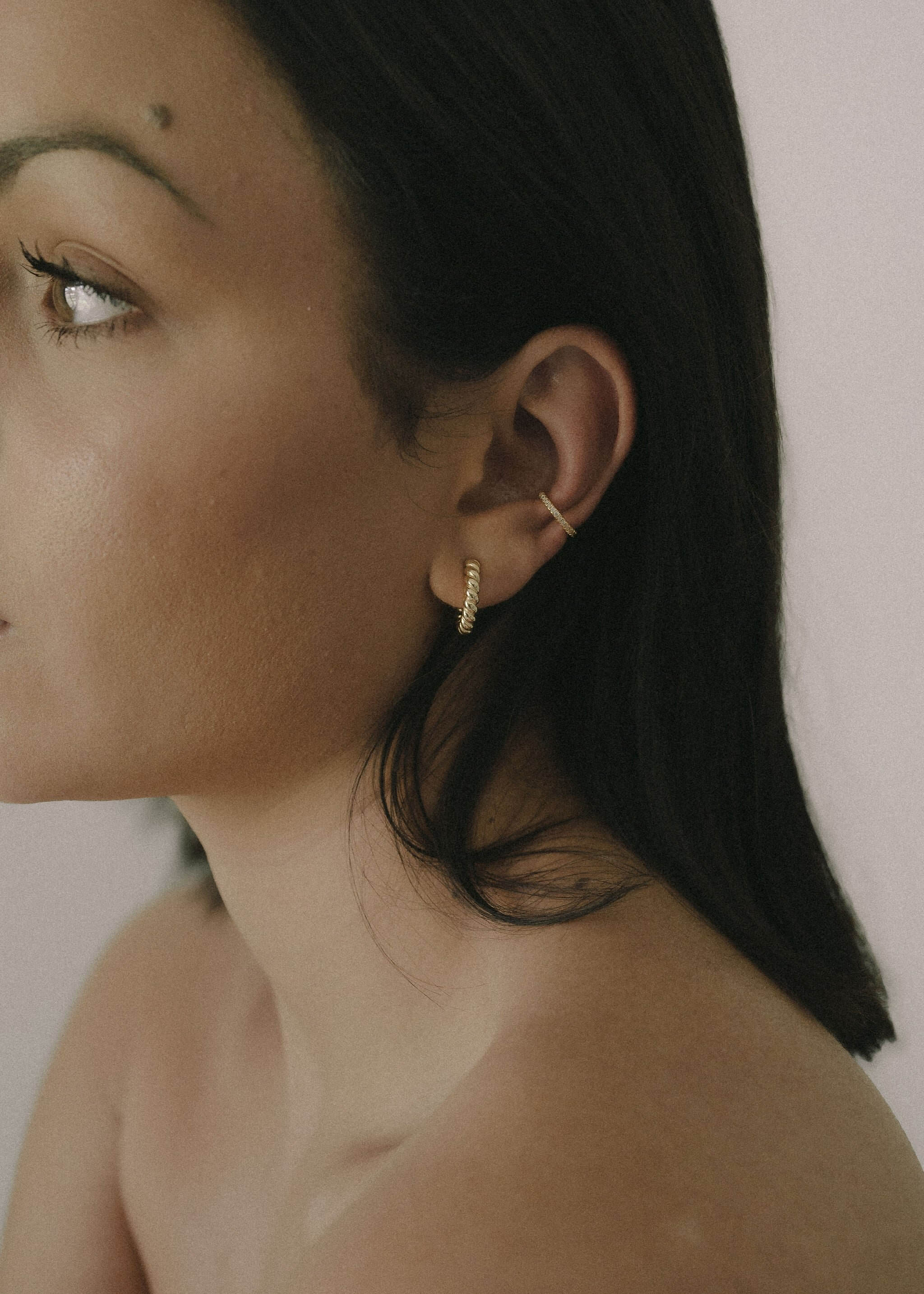 Ria Ear Cuff - Gold