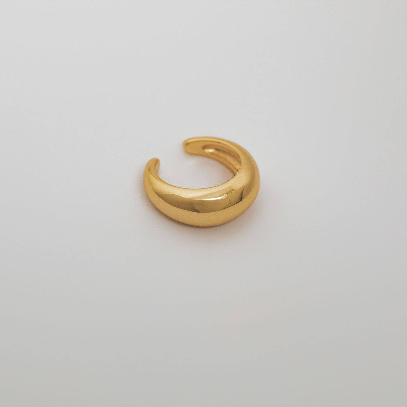 Luna Ear Cuff - Gold